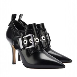 New Larroude Stewart Heel Bootie Black Leather Size 9 Pointed Toe‎